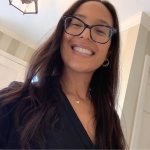 Meet your Posher, Maria Cristina